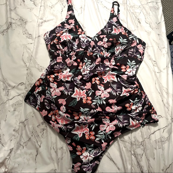 liquid Other - Liquid one piece‎ swim suit size 2X
